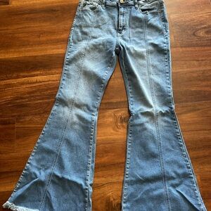 Women's Flared Blue Jeans Kancan